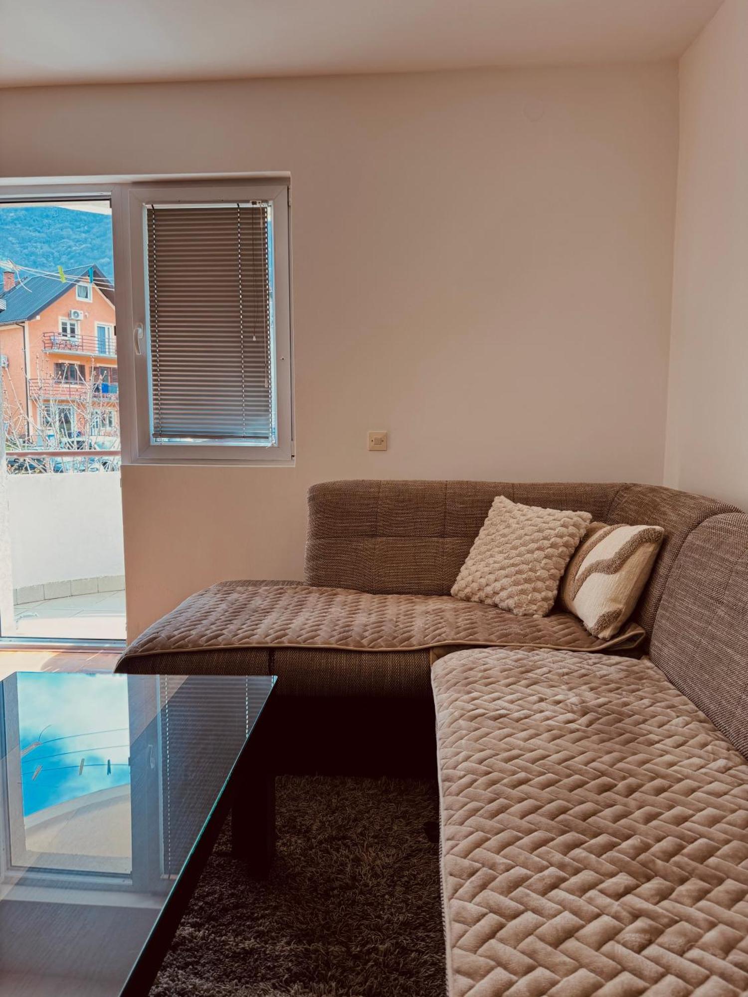 Apartment Silence B Плужине Екстер'єр фото