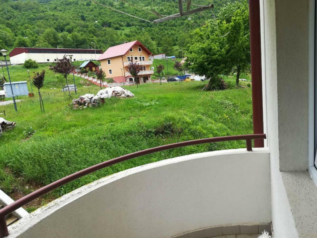 Apartment Silence B Плужине Екстер'єр фото